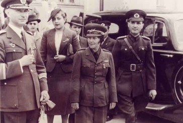 1913: The Daughter of a Turkish President Became the First Female Combat Pilot in History