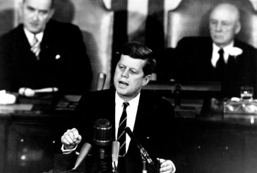 1961: President Kennedy Announces the Apollo Program