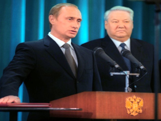 2000: Vladimir Putin Becomes President