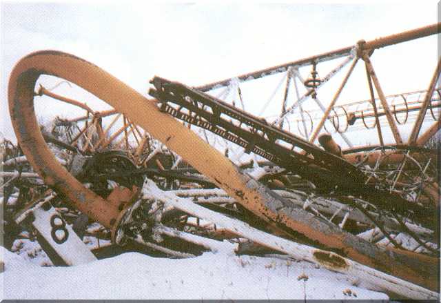 1991: The Collapse of the World’s Tallest Structure (the Warsaw Radio Mast)