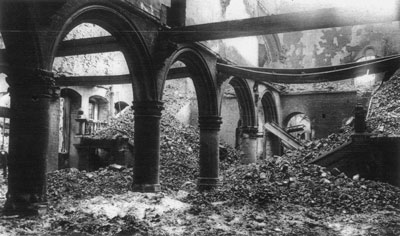 1914: Germans Burn the Library of the Catholic University of Leuven