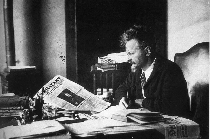 1940: Leon Trotsky Fatally Wounded