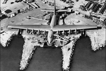 1947: Howard Hughes Takes Off in the Largest Plane in History
