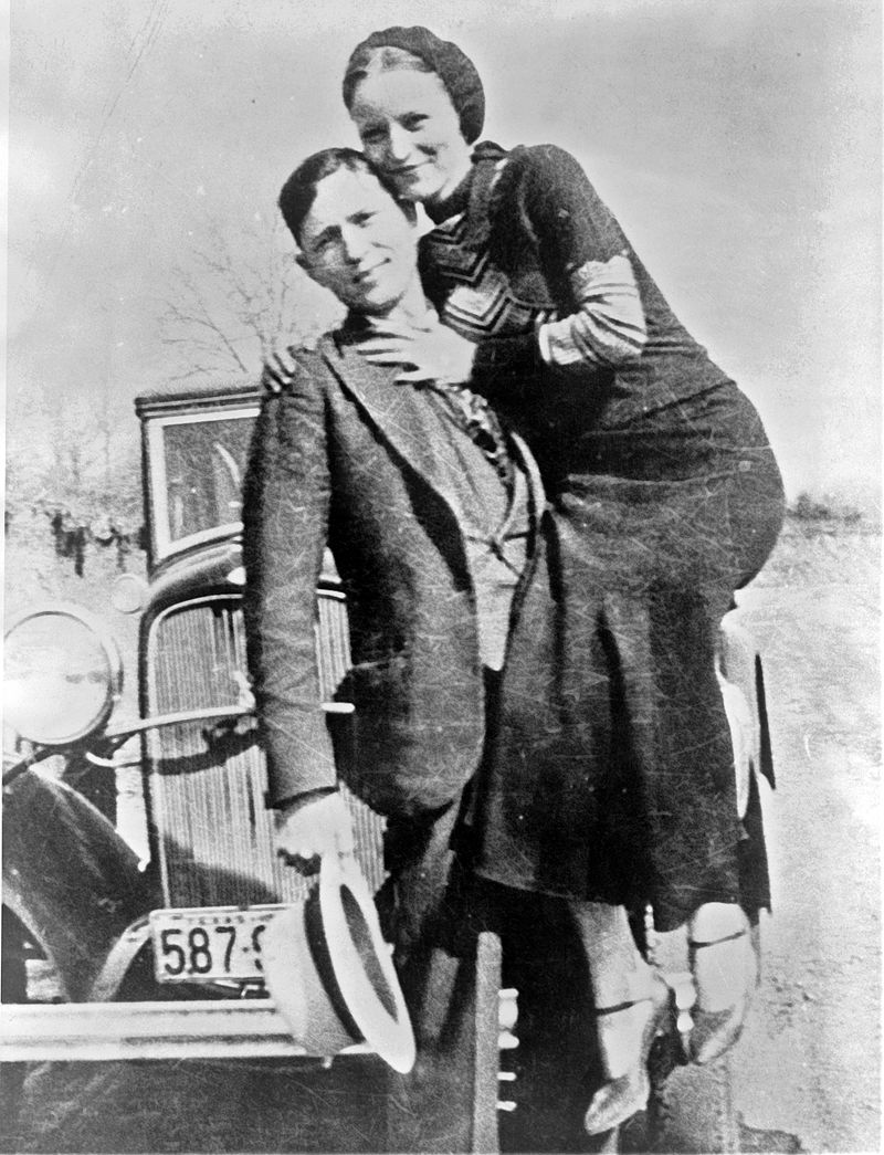 1930: Lovers Bonnie and Clyde Committed their First Robbery