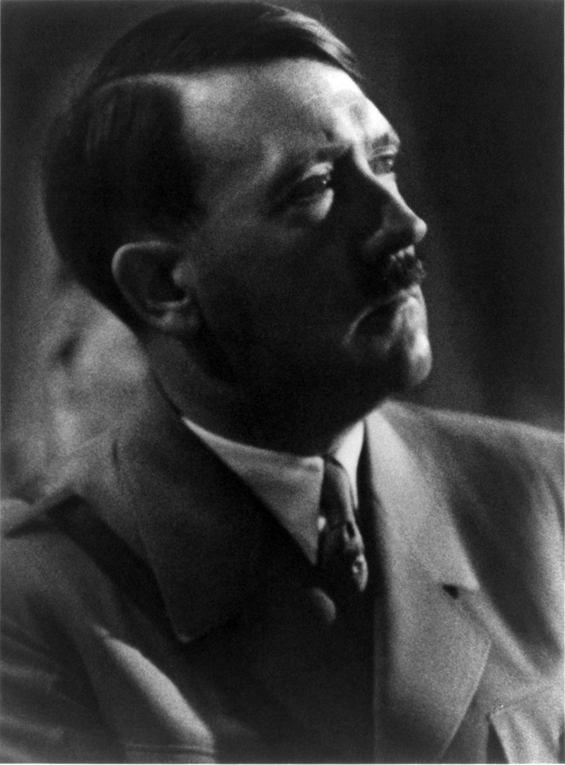 1939: Assassination Attempt on Hitler