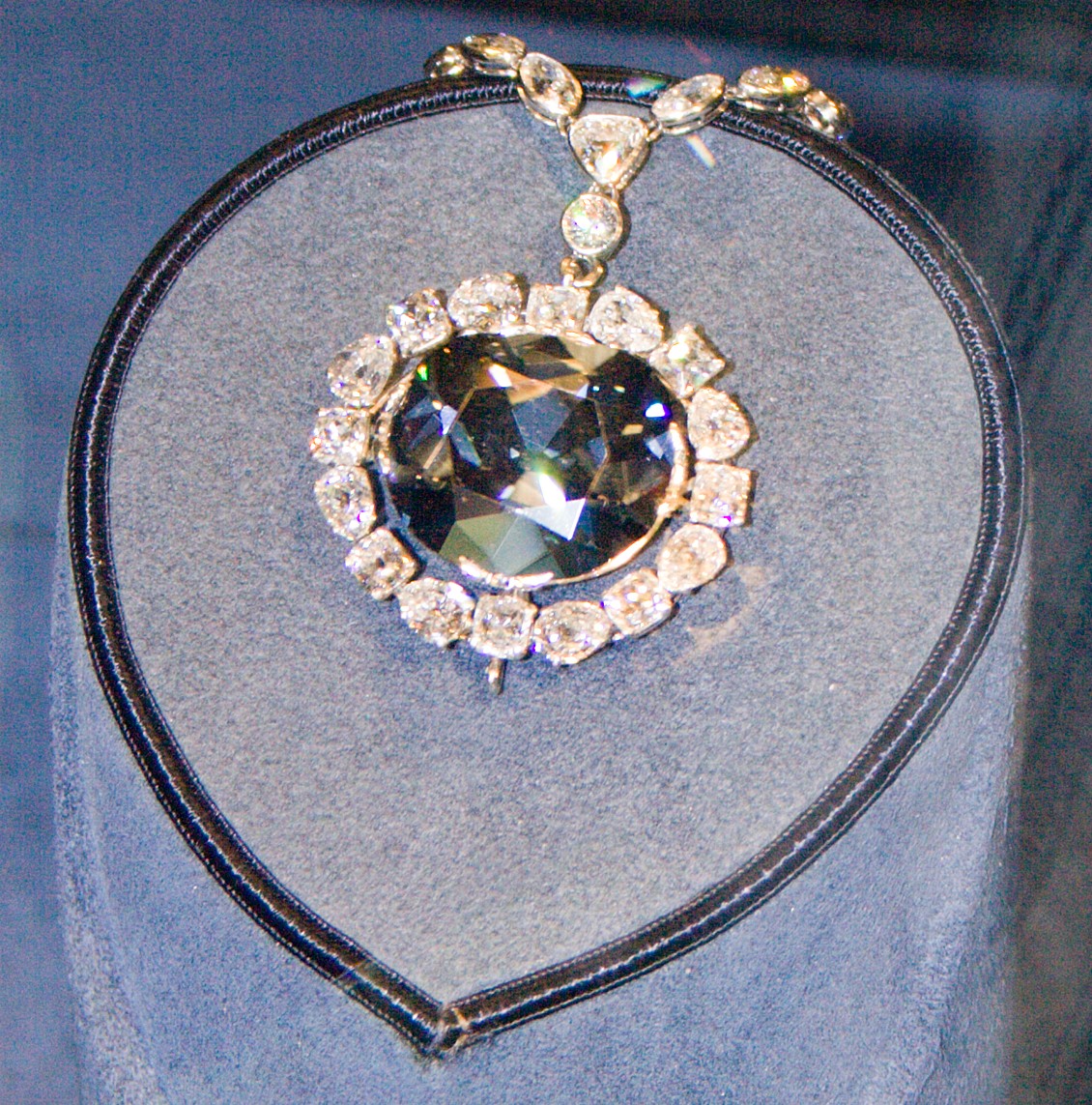 1958: Most Famous Diamond in the World Donated to the Smithsonian Museum