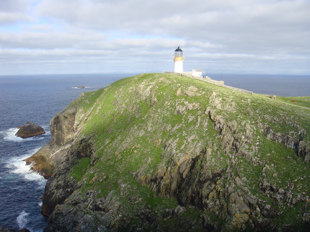 1900: Mysterious Disappearance at a Lighthouse