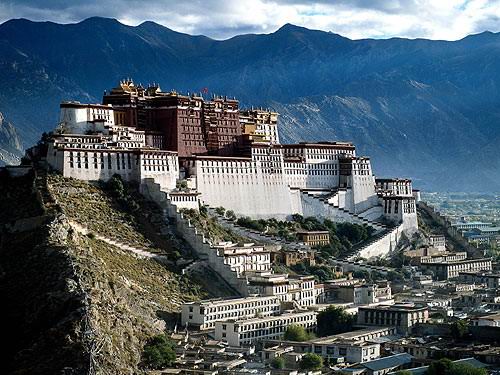 1959: Why did the Dalai Lama Flee Tibet?